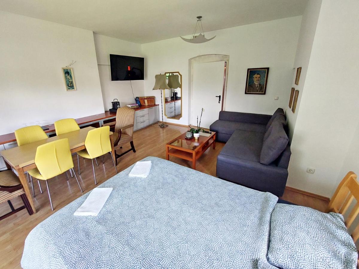 R24, Rose House Hotel Ljubljana Ngoại thất bức ảnh