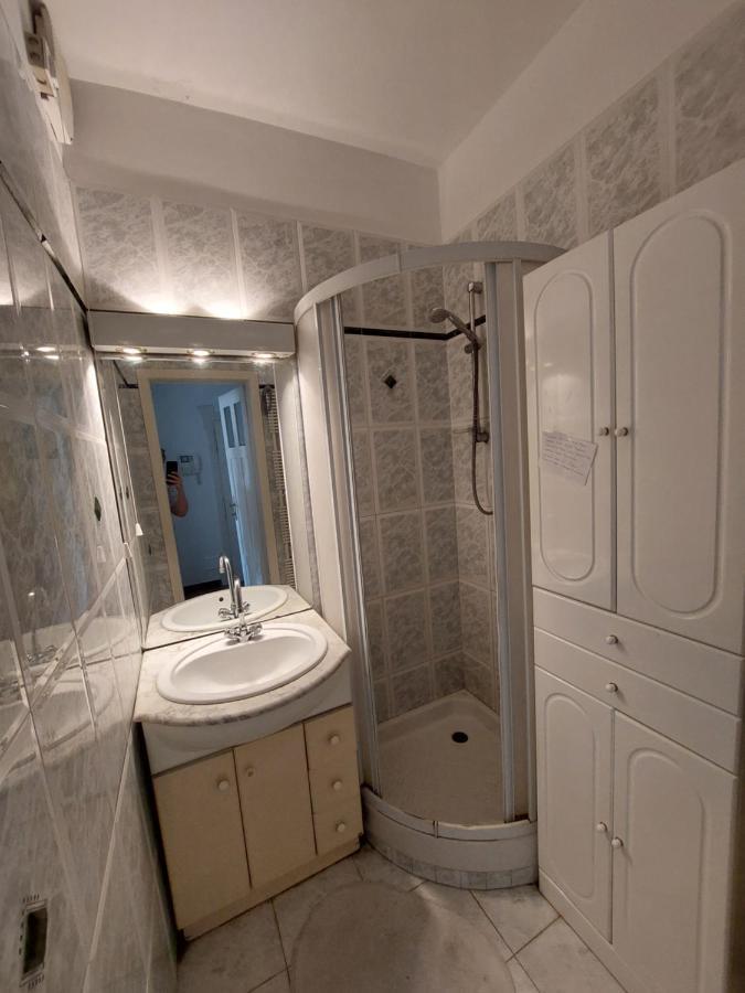 R24, Rose House Hotel Ljubljana Ngoại thất bức ảnh